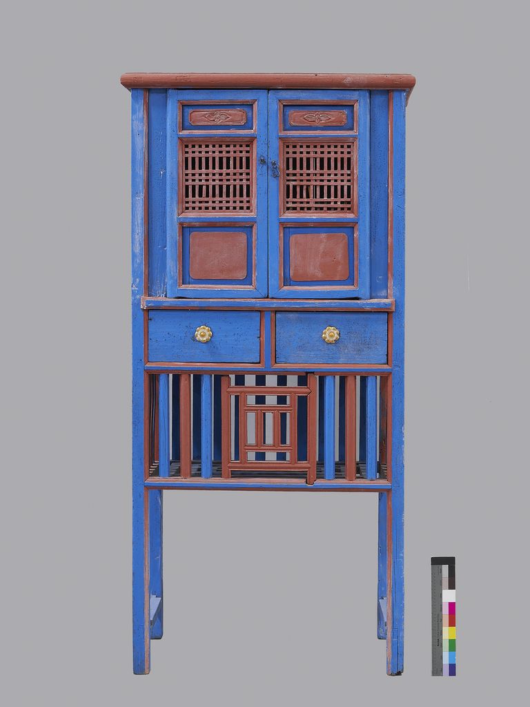 木製藍紅漆三格窗菜櫥